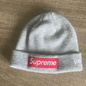 Supreme Grey beanie